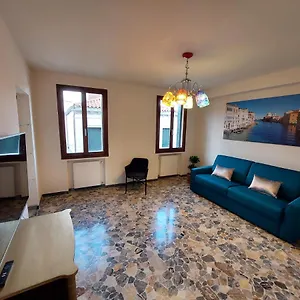 https://residenza-donini-in-venice-suite-2.hotelinveneto.com