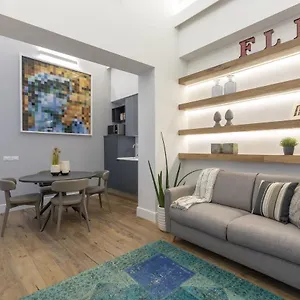 https://mamo-florence-new-san-pancrazio-apartment.it-tuscanyhotel.com