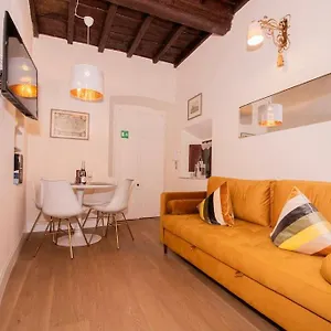 https://unyca-casa-isabelle.it-tuscanyhotel.com
